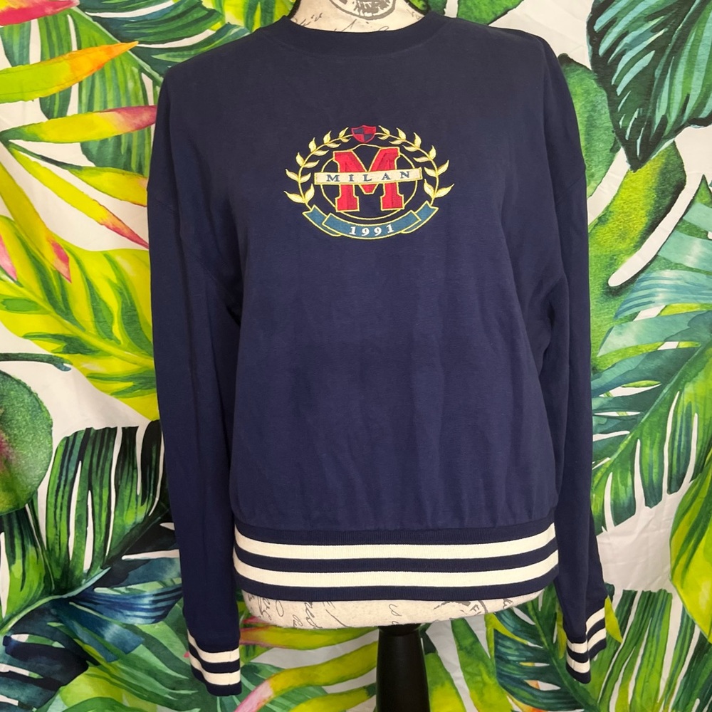 NWT Pacsun LA Hearts Jrs Small Milan 1991 Preppy Classic Band Hem Sweatshirt
